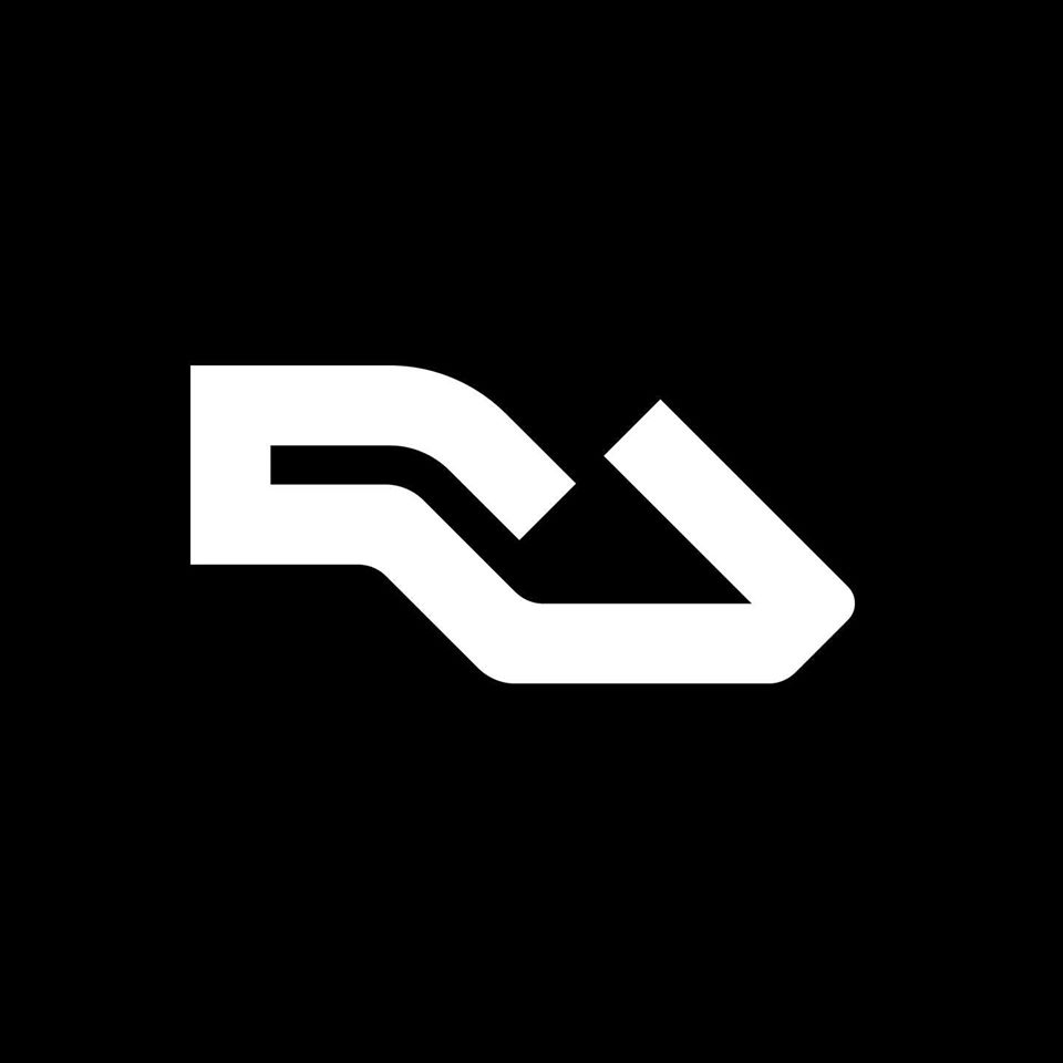 Resident Advisor